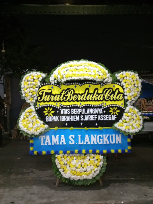 Papan Bunga Duka di Kedurang
